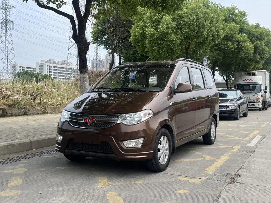 Wuling Hongguang 2016 1.5L S comfort model