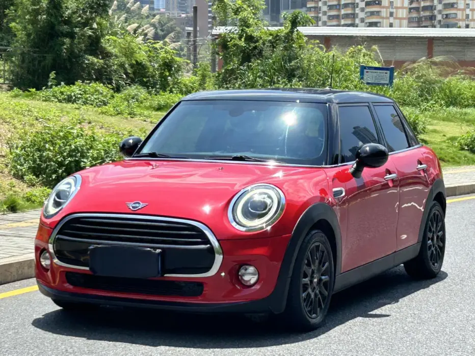 MINI 2018 1.5T COOPER Classic Five-Door Edition