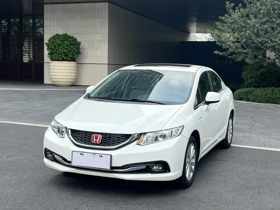 Civic 2014 1.8L automatic comfort version