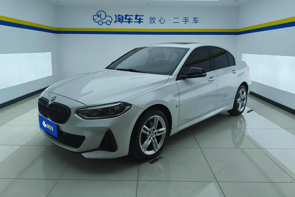 BMW 1 Series 2021 120i M Sports Night Edition