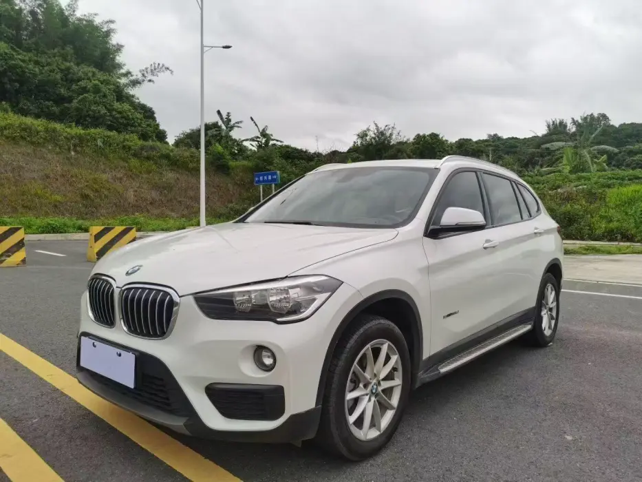BMW X1 2016 sDrive18Li Fashion Model