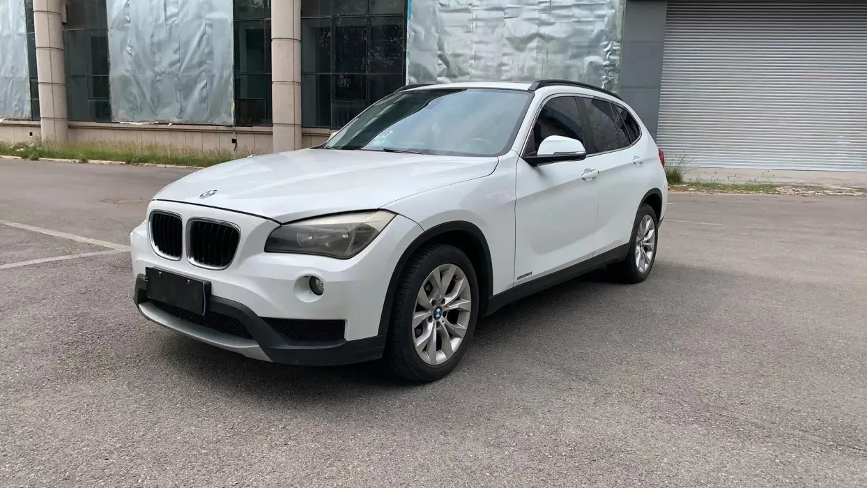 BMW X1 2014 sDrive18i Fashion Model