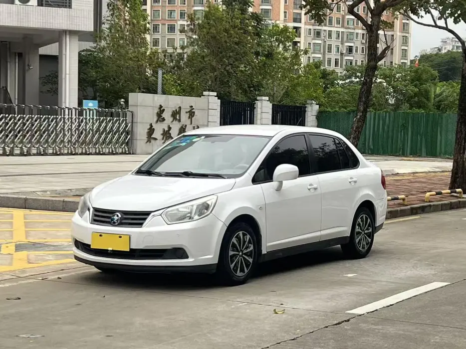 Venucia D50 2013 1.6L automatic fashion version