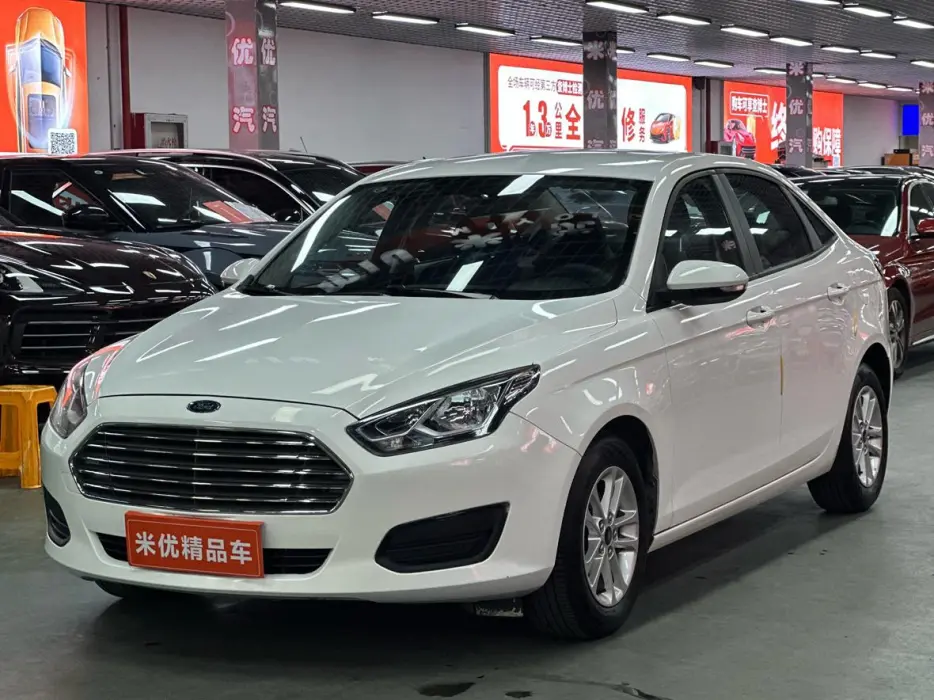 Escort 2019 facelift 1.5L manual quality model (tire pressure monitoring) National VI