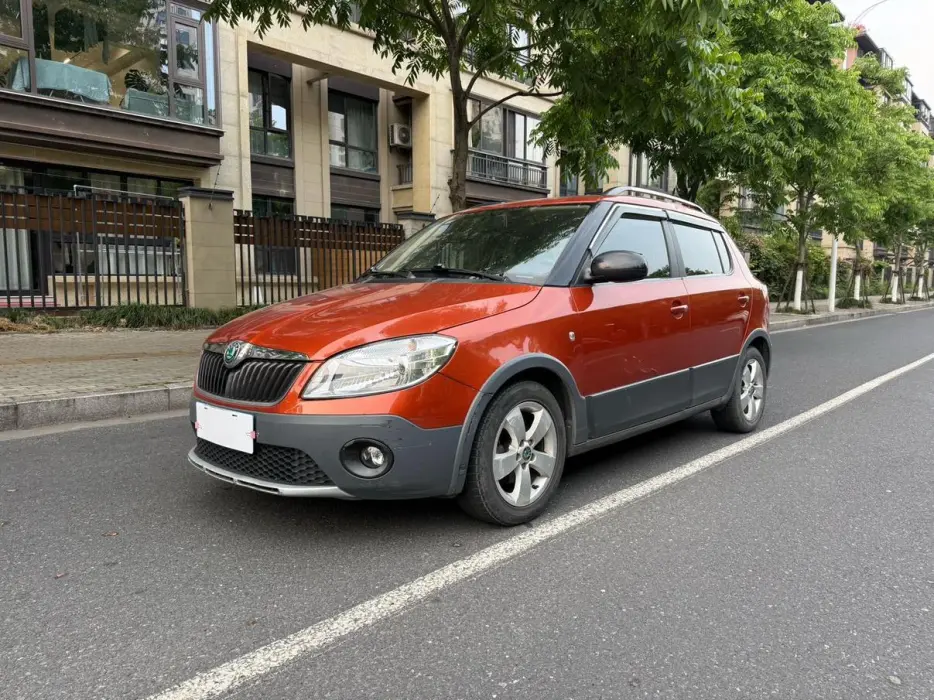 Fabia 2012 1.6L Scout