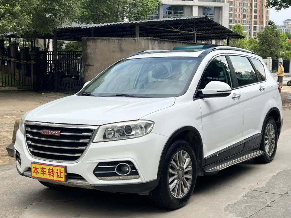 Haval H6 2017 red label sports version 1.5T automatic two-wheel drive luxury model