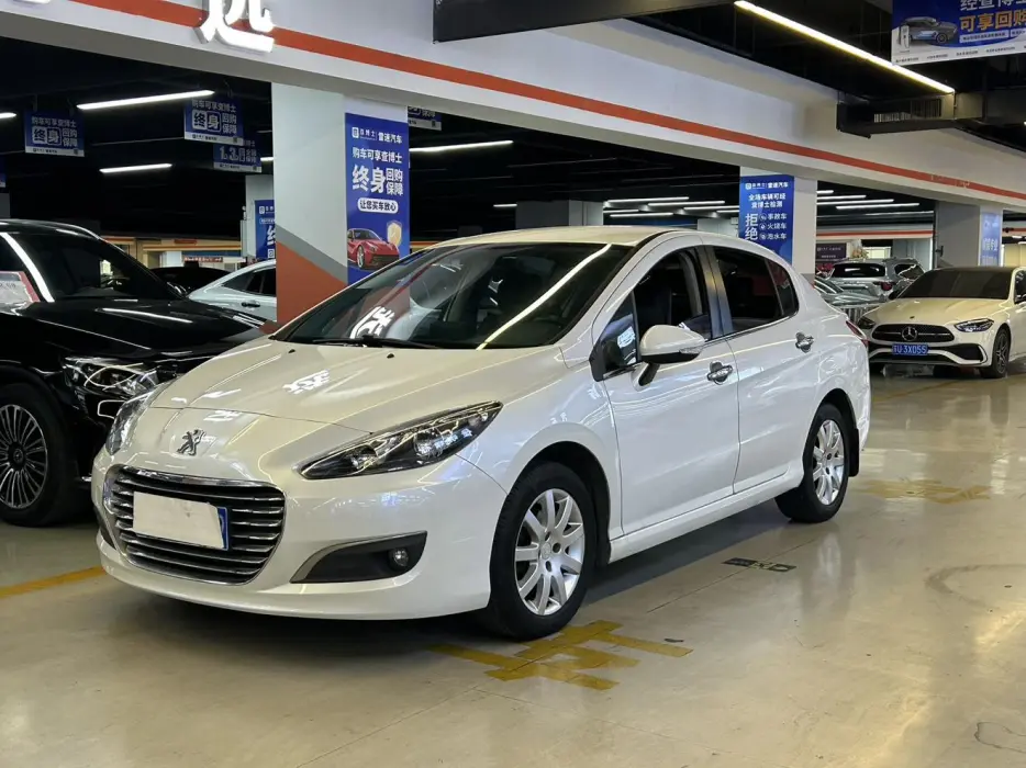 Peugeot 308 2014 Enjoy Edition Classic 1.6L Manual Fashion