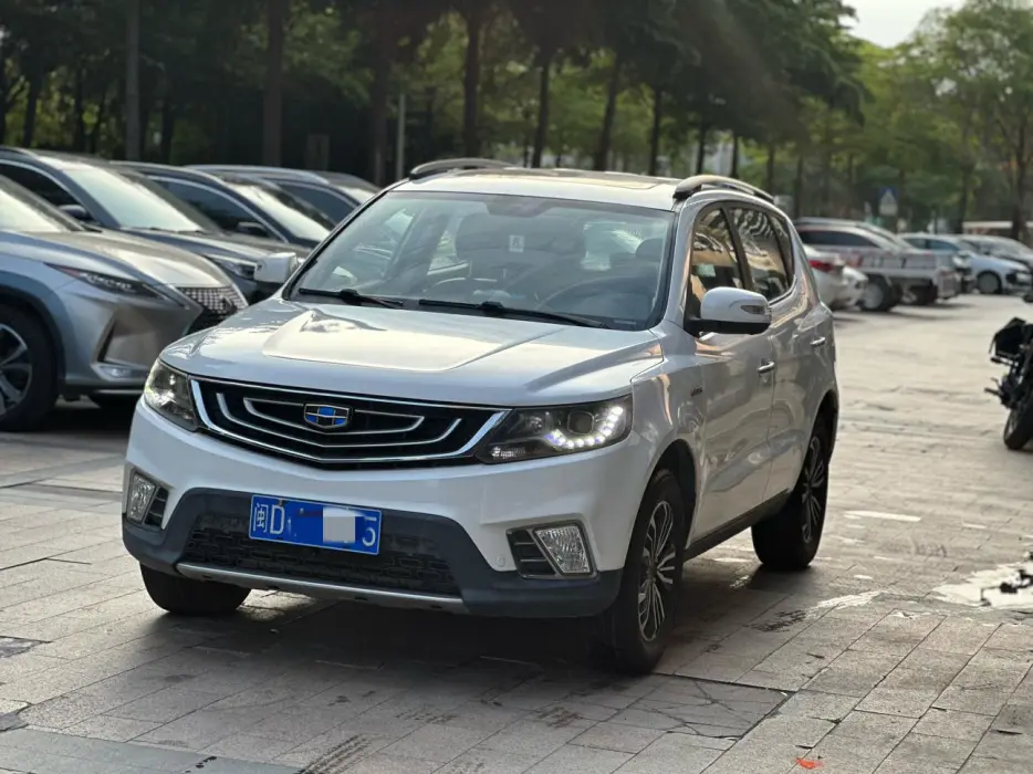 Vision X6 2016 1.3T CVT flagship model