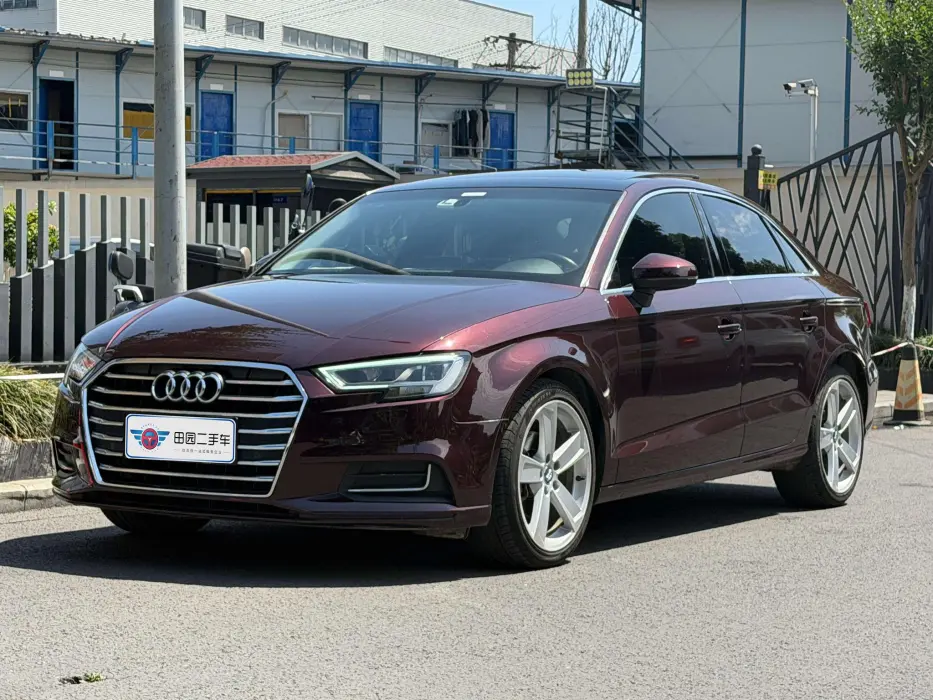 Audi A3 2017 Limousine 35 TFSI Fashion