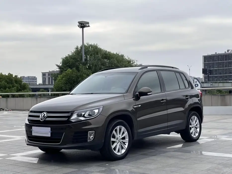 Tiguan 2016 300TSI automatic four-wheel drive fashion vision version