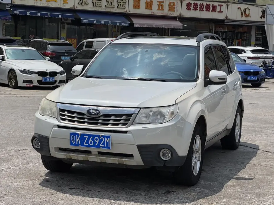 FORESTER 2011 2.0XS Automatic Deluxe Edition