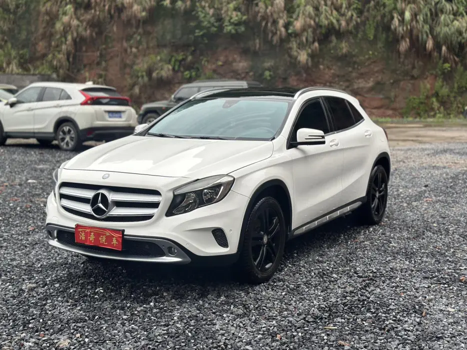 Mercedes-BenzGLA 2016 GLA 200 Dynamic
