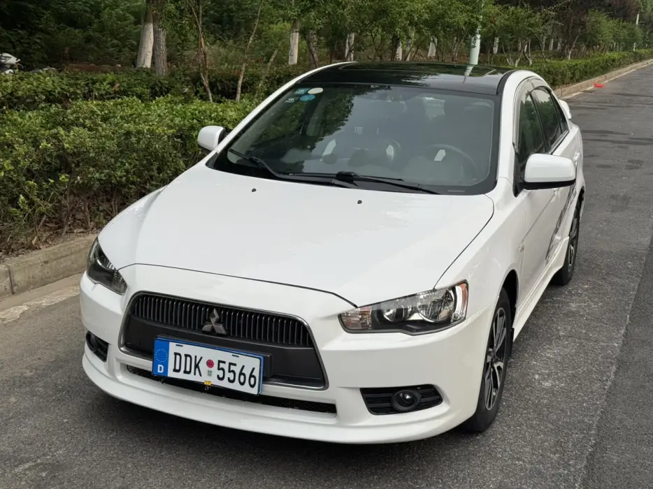Yishen 2013 Fashion Edition 1.8L Manual Comfort Type