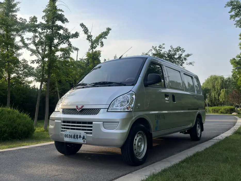 Wuling Rongguang 2021 1.5L extended standard air-conditioned version