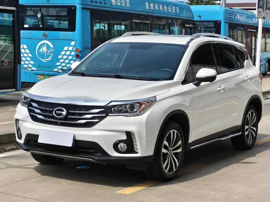 Trumpchi GS4 2016 235T G-DCT Deluxe Edition