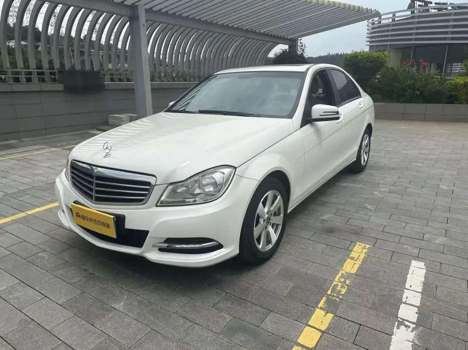 Mercedes-Benz C-Class 2013 C 180 CGI Classic