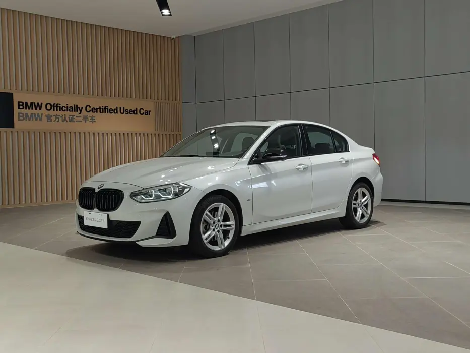 BMW 1 Series 2023 120i M Sports Night Edition