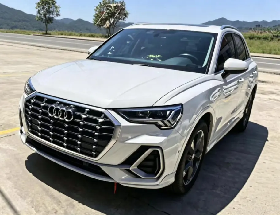 Audi Q3 2022 35 TFSI Fashionable and Dynamic