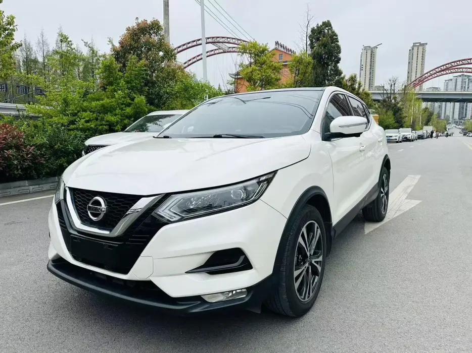 Qashqai 2019 2.0L CVT Deluxe Edition
