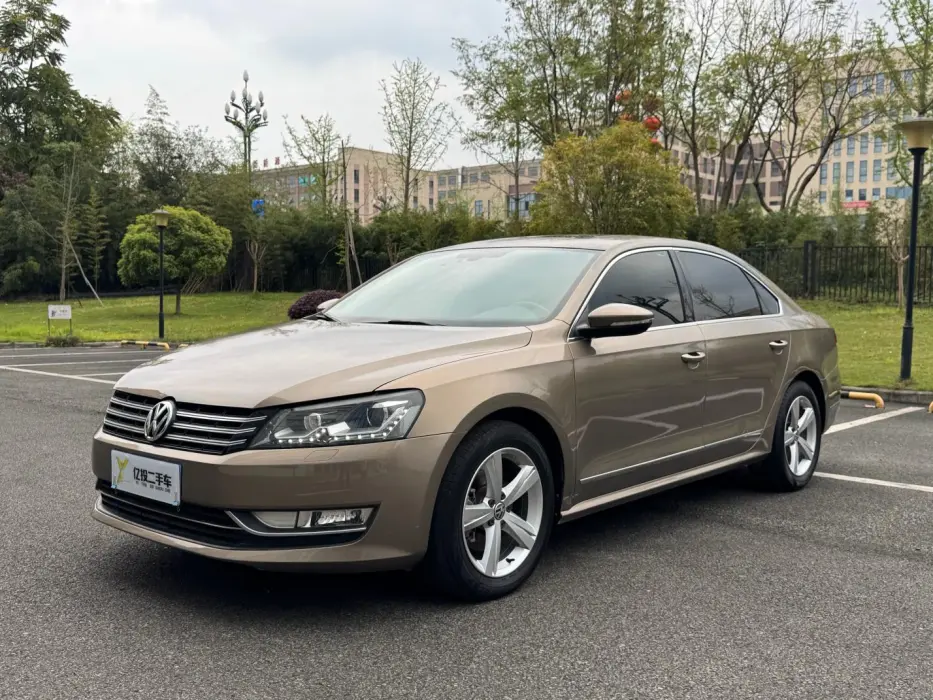 Passat 2014 1.8TSI DSG Royal Edition