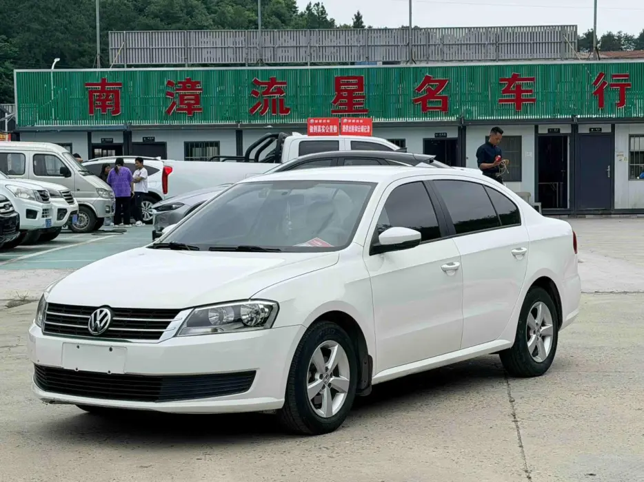 Lavida 2013 facelift classic 1.6L automatic fashion version