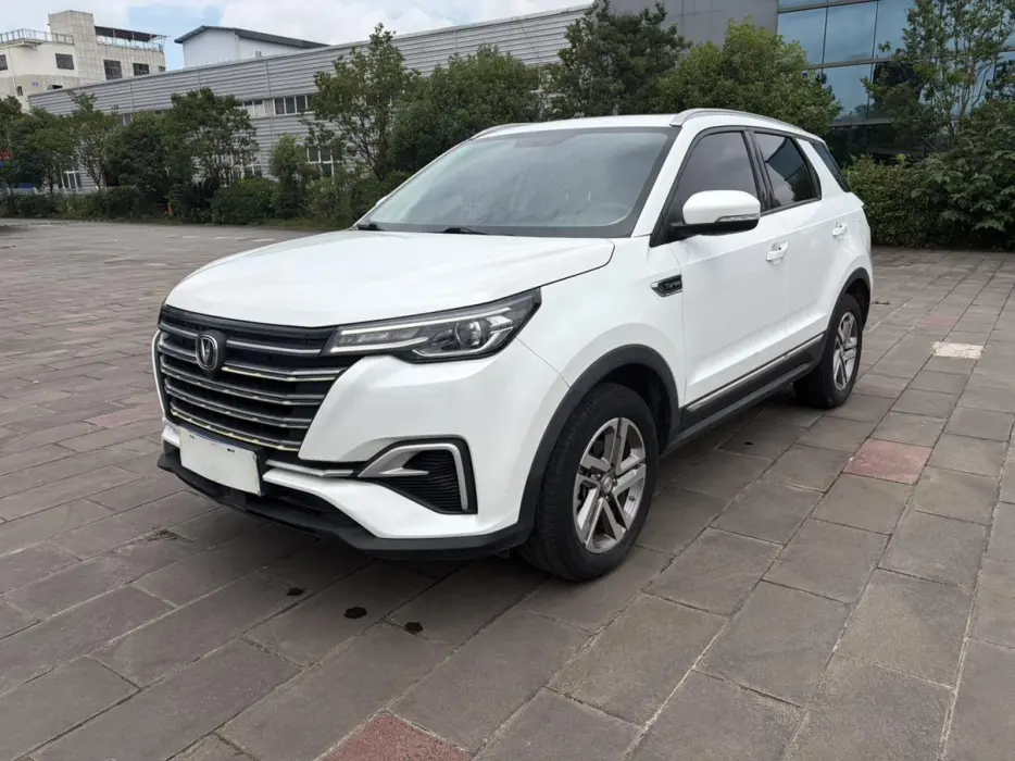 Changan CS55 PLUS 2020 1.5T manual color model
