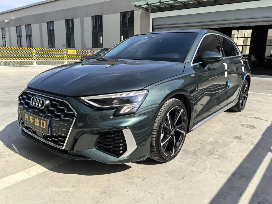 Audi A3 2022 Sportback 35 TFSI stylish and sporty