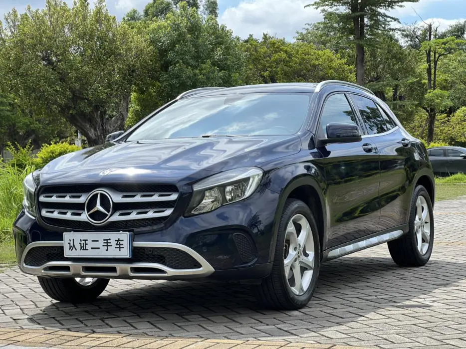 Mercedes-BenzGLA 2018 GLA 200 Dynamic