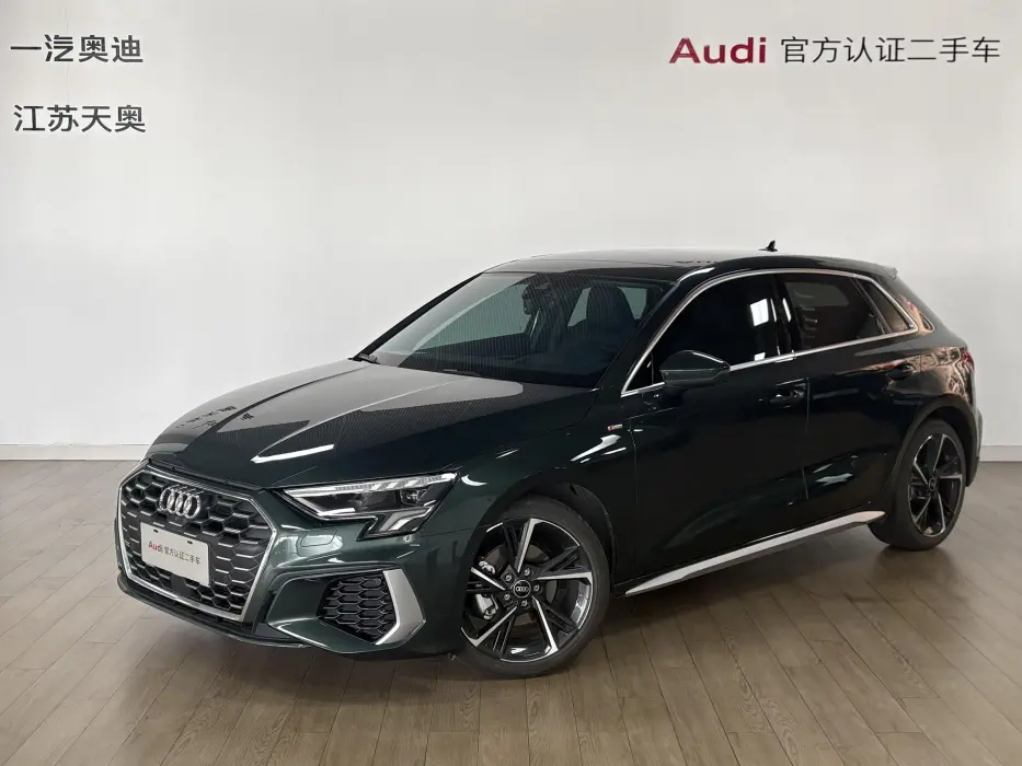 Audi A3 2024 Sportback 35 TFSI stylish and sporty