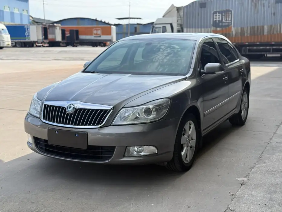 Octavia 2012 1.4TSI DSG Yizun Edition