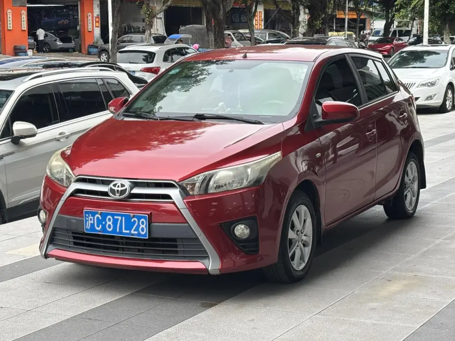 YARIS L 2014 1.5G automatic dynamic version