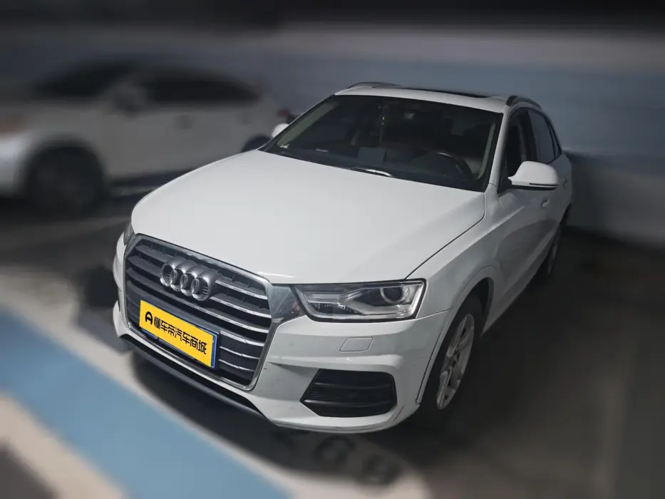 Audi Q3 2016 30 TFSI Fashion Model