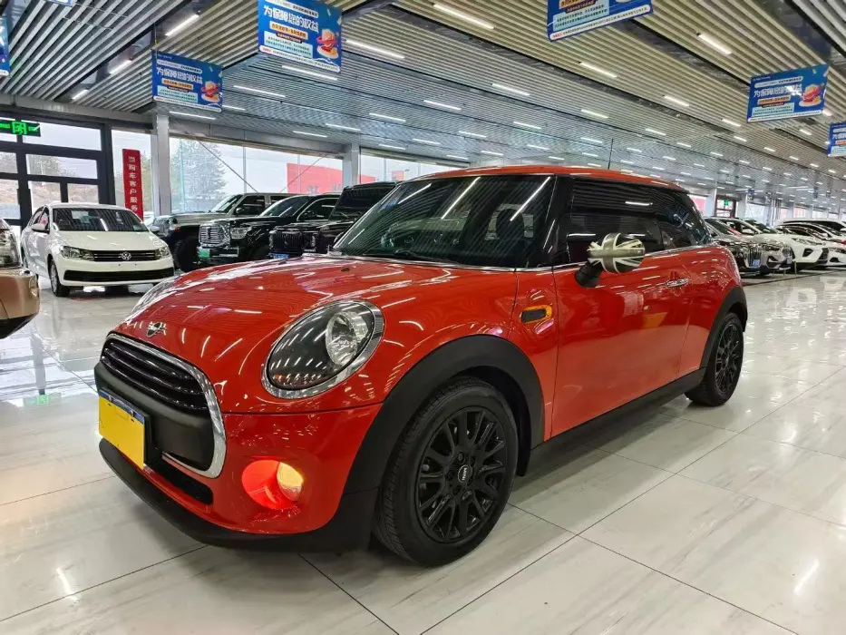 MINI 2018 1.5T ONE PLUS