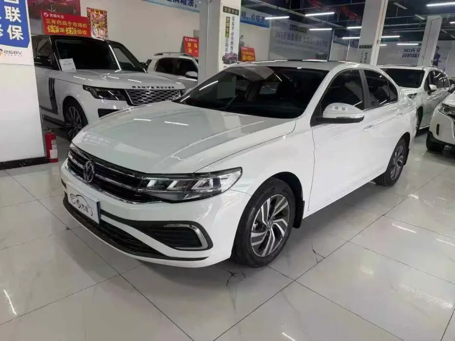 Bora 2025 200TSI DSG Yue Xing Navigation Edition