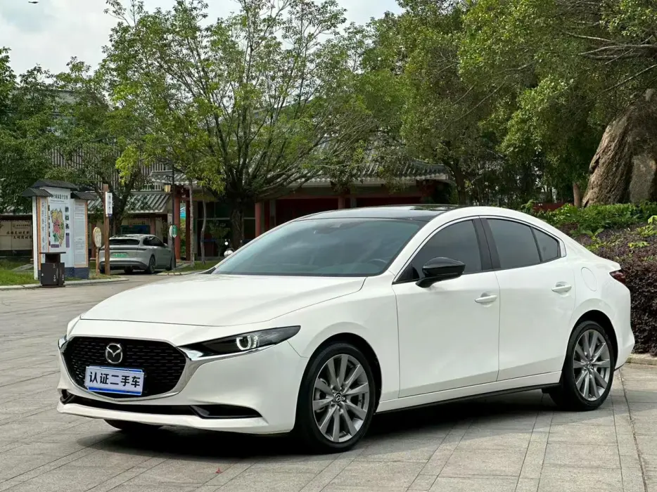 Mazda3 Angkesela 2023 2.0L Automatic Premium Edition
