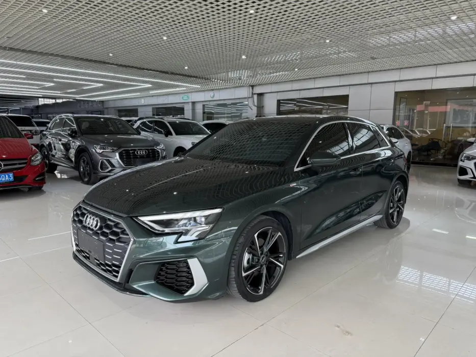 Audi A3 2023 Sportback 35 TFSI stylish and sporty