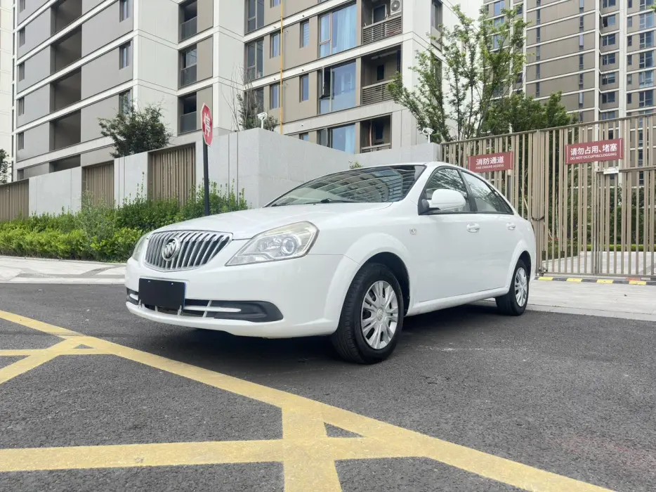 Excelle 2015 1.5L automatic classic