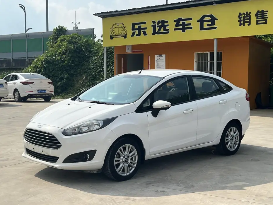 Carnival 2013 sedan 1.5L automatic fashion model