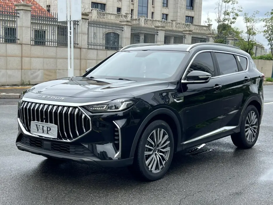 Jietu X70 PLUS 2023 model 1.5T DCT Brave PLUS 7 seats
