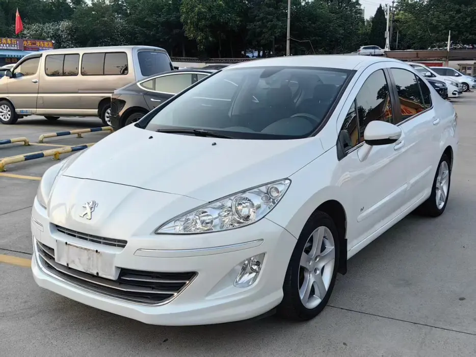 Peugeot 408 2013 2.0L automatic comfort version