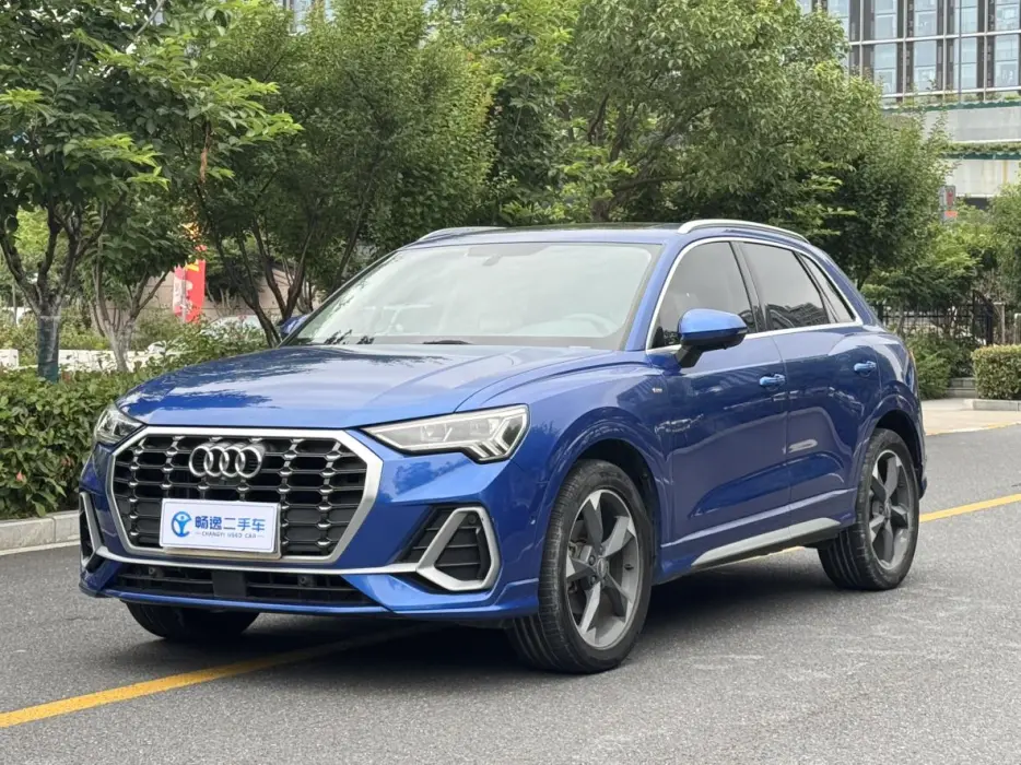 Audi Q3 2021 35 TFSI Fashionable and Dynamic