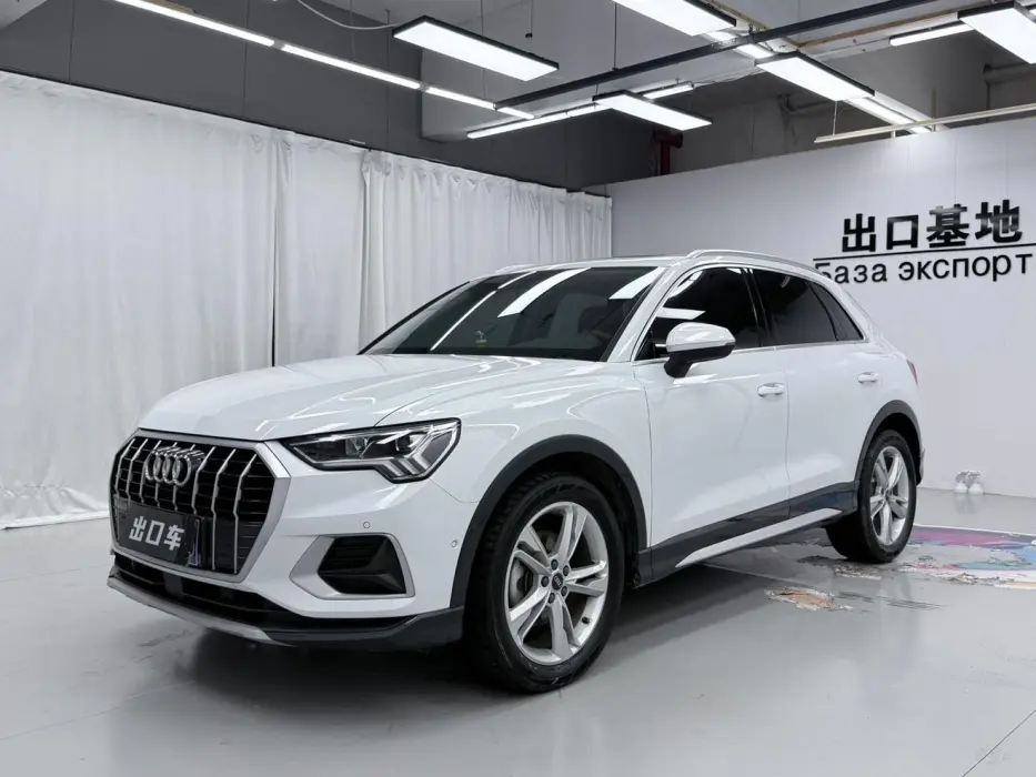 Audi Q3 2022 35 TFSI Fashionable and Elegant