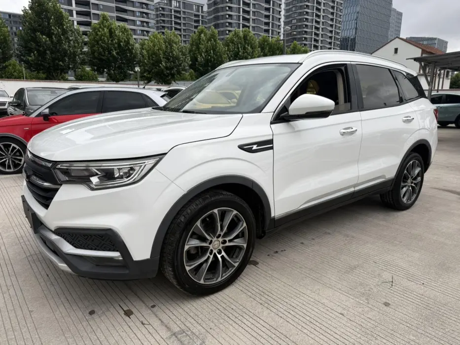 Zotye T500 2018 1.5T automatic exclusive model