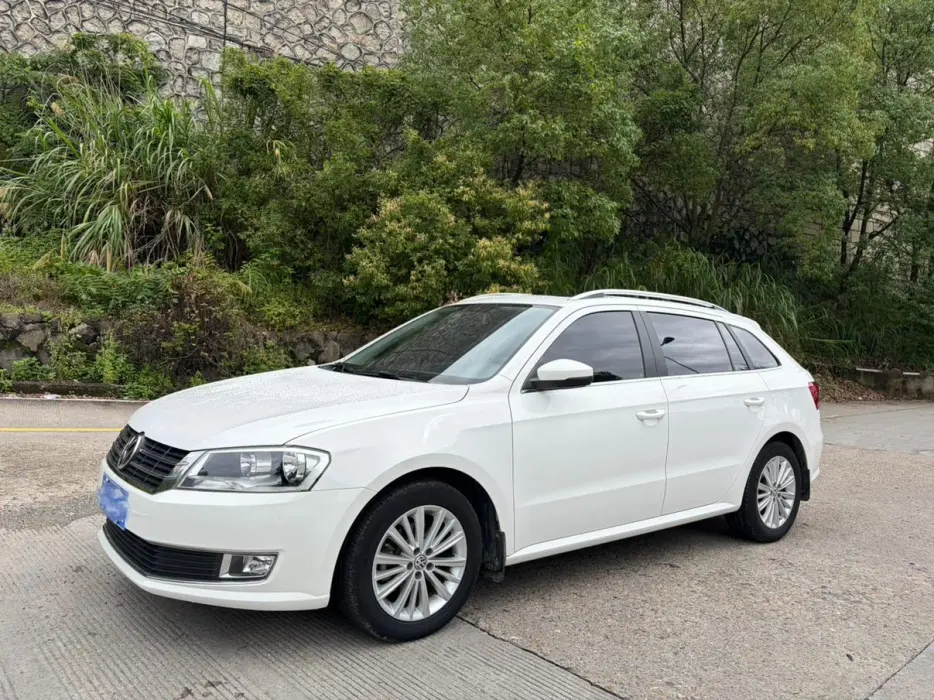 Langxing 2014 1.6L automatic sports version