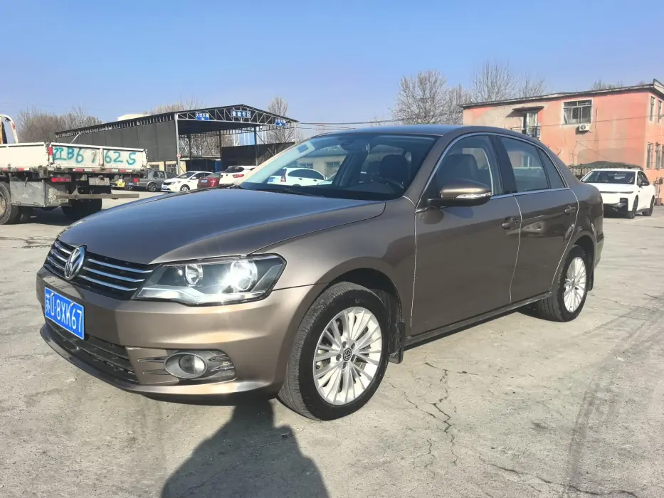 Bora 2013 1.4T automatic luxury model