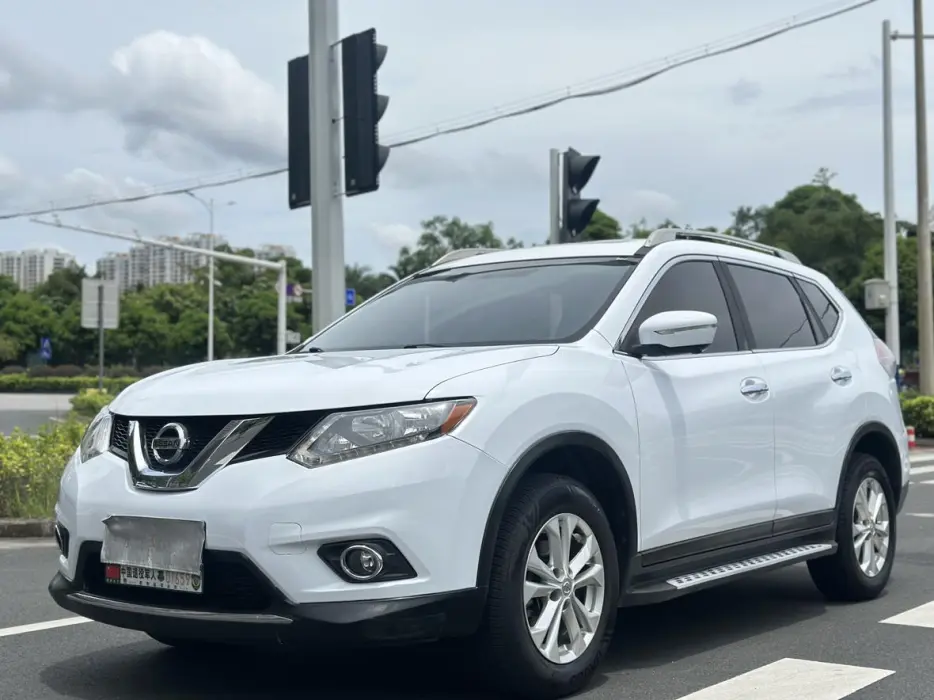 X-Trail 2015 2.0L CVT Comfort MAX Edition 2WD