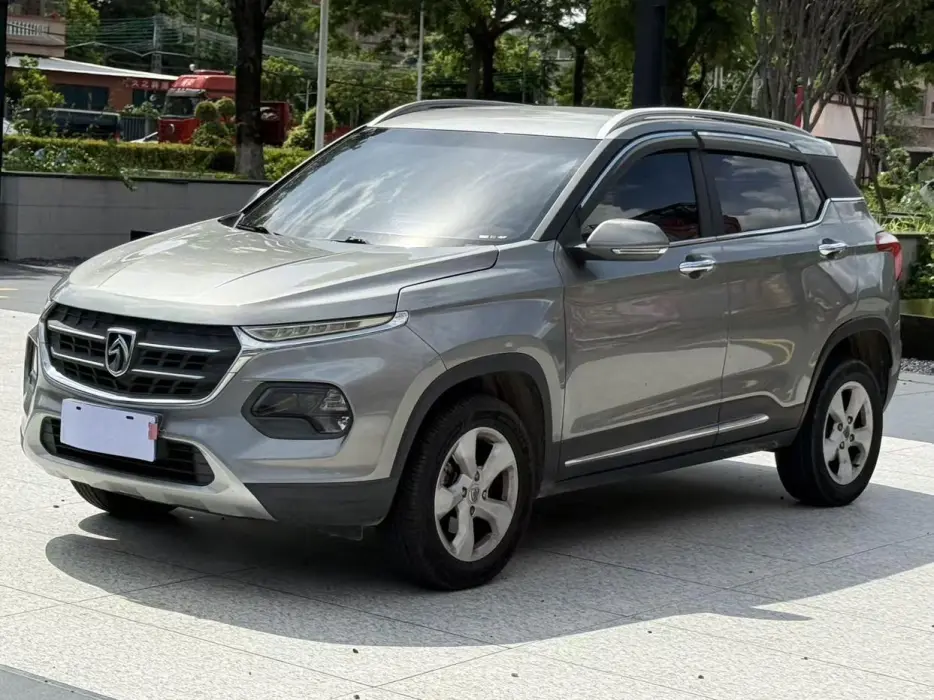 Baojun 510 2017 1.5L automatic fashion model