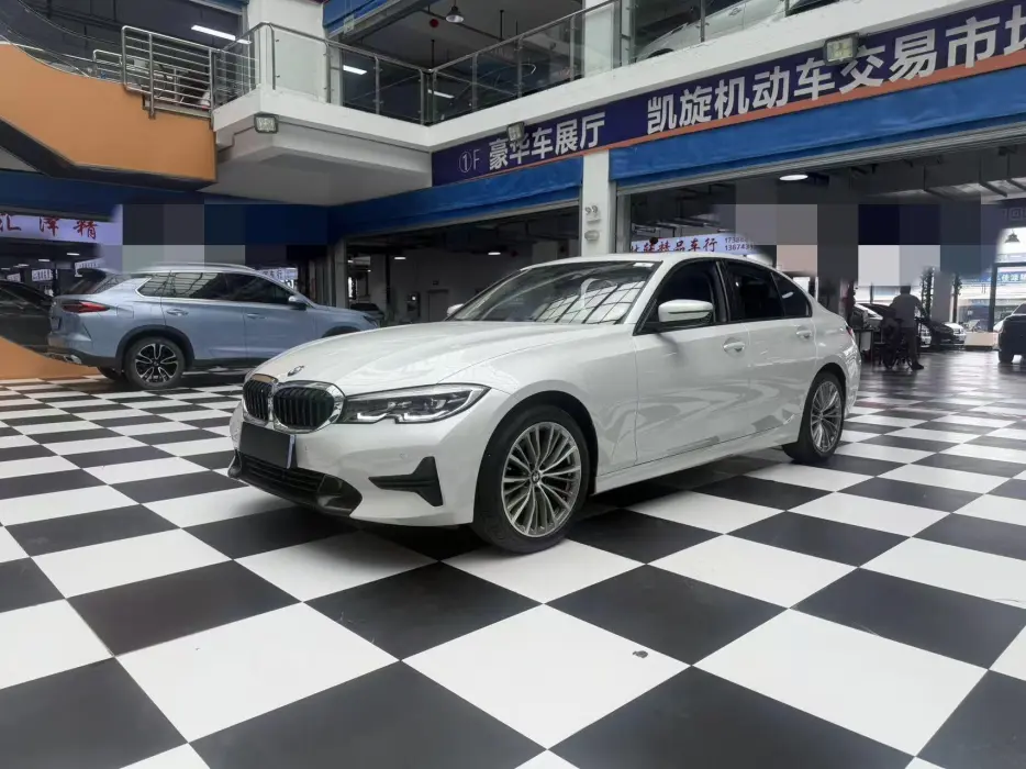 BMW 3 Series 2022 320i Sports Package