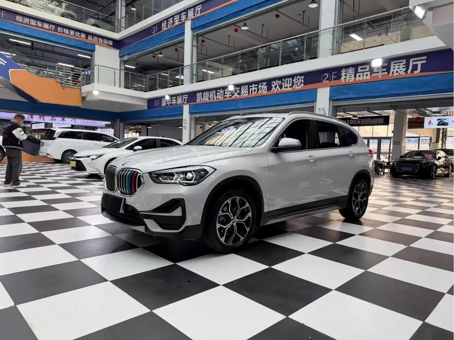 BMW X1 2021 facelift sDrive20Li fashionable model