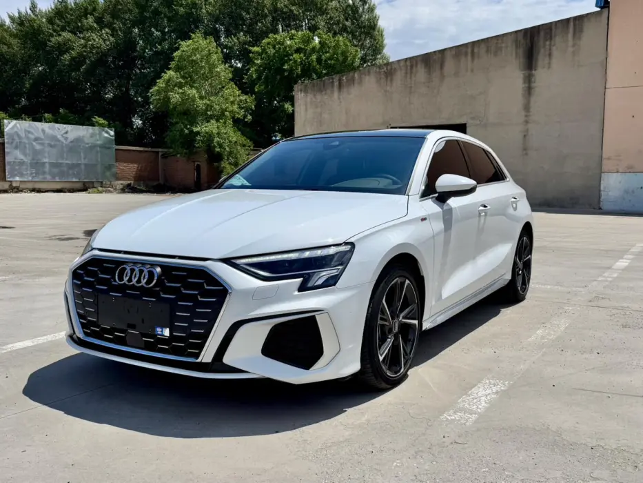 Audi A3 2023 facelift Sportback 35 TFSI stylish and sporty